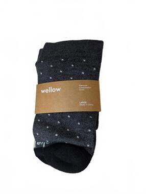 NWT Wellow Premium Black Dot Bamboo Compression Socks Size Large